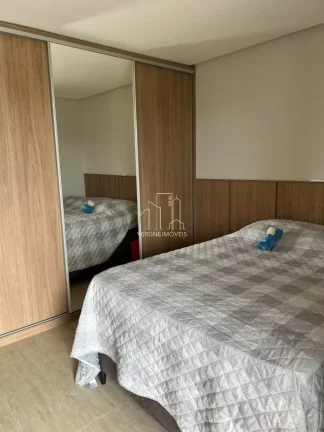 Imagem Excelente casa decorada em condomínio fechado com cinco suítes e espaço gourmet a venda em Lauro de Freitas