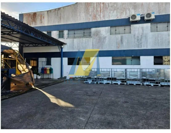 Imagem Galpão industrial em localização estratégica em Suzano. Pagto em 40x