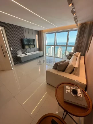 Imagem Apartamento com 3 suítes à venda no Centro de Balneário Camboriú/SC