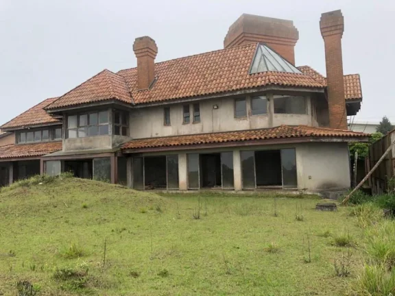Imagem Casa em Aldeia da Serra - 581m²