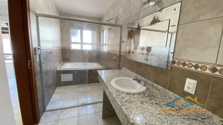 Imagem Sobrado com 3 quartos para Temporada