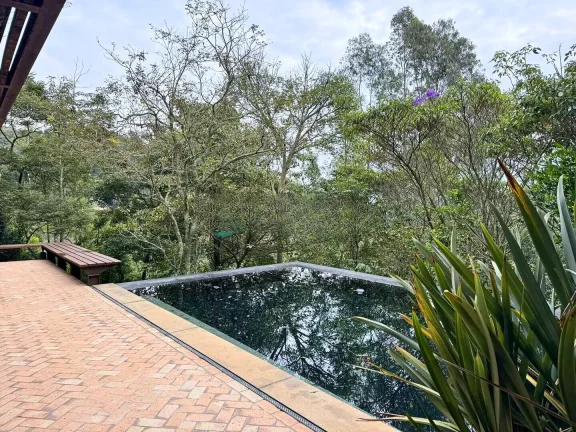 Imagem Obra-Prima da Arquitetura: 10.000m² de Exclusividade no Country Club