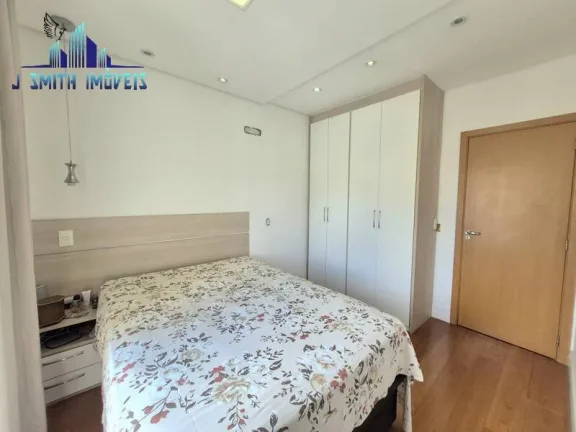 Imagem Casa ISOLADA, em condomínio fechado. 3 dormitórios, sendo 1 suíte. 2 vagas
