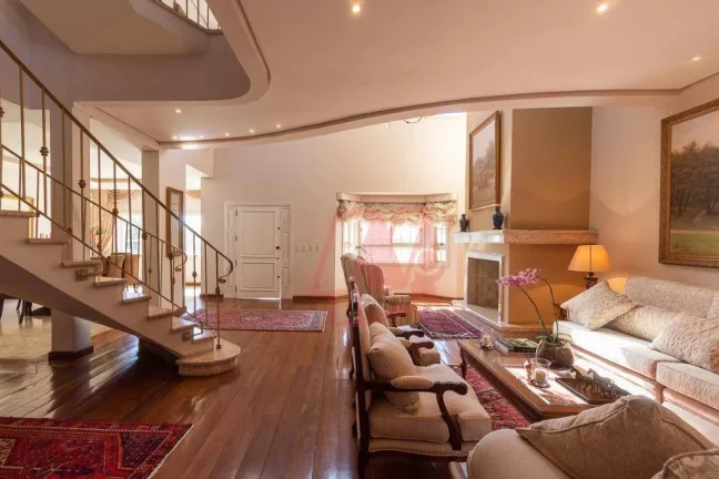 Imagem Casa 727 m² privativos,4 suites, 6 vagas e infraestrutura