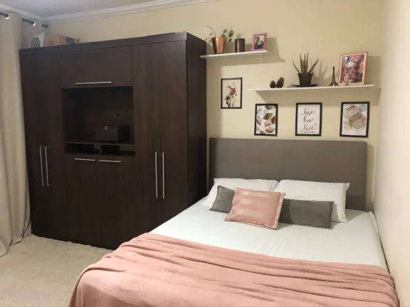 Imagem Sobrado 3 dormitorios 4 vagas troco por casa ou Apto Menor Valor