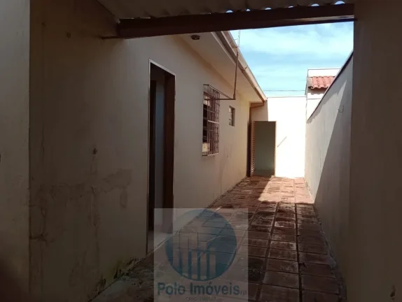Imagem Casa bairro Presidente Dutra R$ 199.000 com 3 dormitórios, garagem 3 veículos, escritório em Ribeirão Preto - SP