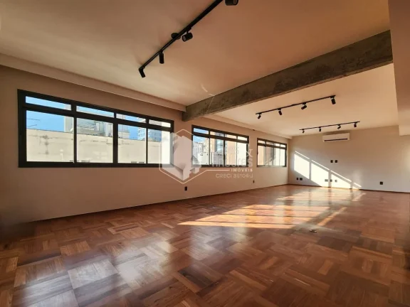 Imagem APTO ESPAÇOSO COM 180 M², 3 SUÍTES, REFORMADA E IMPECÁVEL COM INFRA PARA AR COND, 2 VAGAS DETERMINADAS E 16º ANDAR - JD PAULISTA