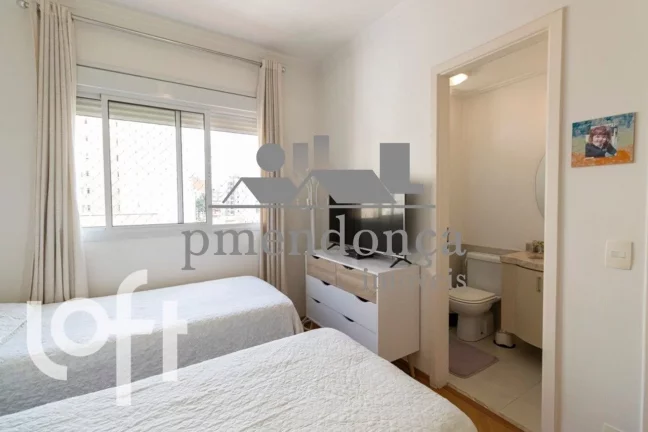 Imagem Apartamento em Perdizes andar alto com 4 quartos ( 3 sui­tes ) e 3 vagas, 158m²