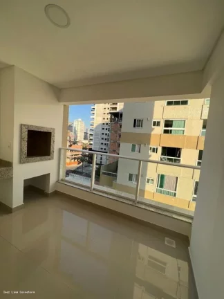 Imagem Alto Padrão para Venda em Itapema, meia praia, 3 dormitórios, 1 suíte, 2 banheiros, 2 vagas