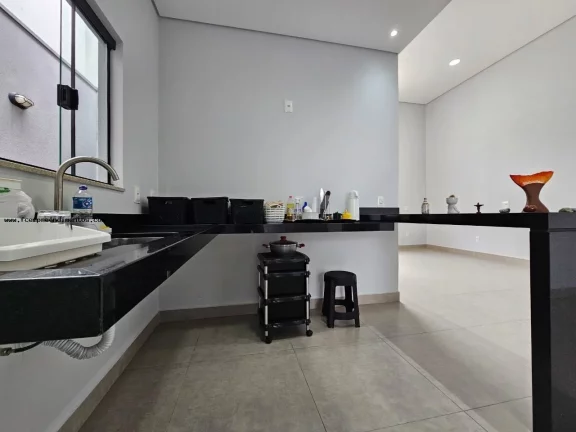 Imagem Casa em Condomínio para Venda em Limeira, Jardim Residencial Campo Novo, 3 dormitórios, 1 suíte, 1 banheiro, 4 vagas