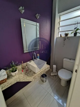 Imagem Imperdível Casa à Venda em São Paulo - 3 Quartos, 1 Suíte, 5 Banheiros, 3 Vagas na Liberdade!