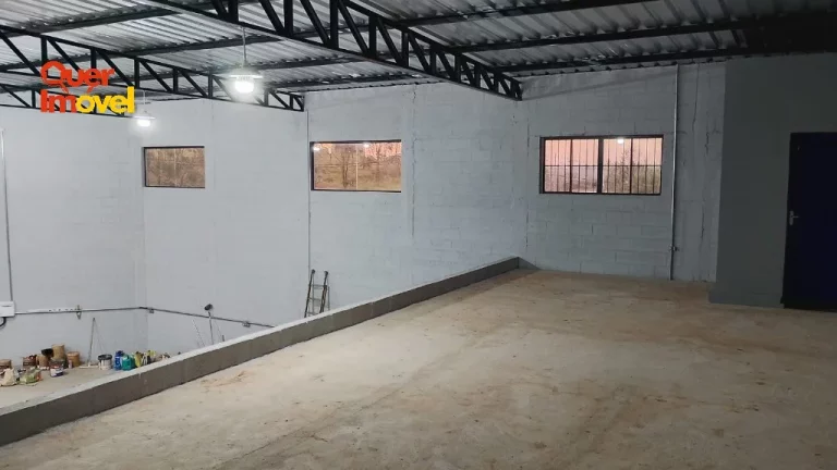 Imagem Galpão Comercial para Locação em Ribeirão Preto-SP, Bairro Bonfim Paulista: 1 Sala, 2 Banheiros, 1 Vaga de Garagem, 330m².