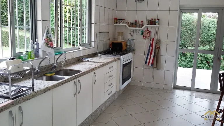 Imagem Belíssima Chácara Térrea à venda no Vale Azul