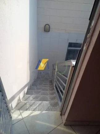 Imagem Aconchegante Sobrado a Venda -SP