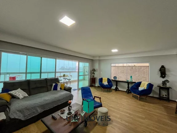 Imagem Amplo Apartamento à venda na Beira Mar da Praia do Morro e com Área externa privativa e área gourmet