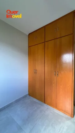 Imagem Imperdível oportunidade: Apartamento à venda em Ribeirão Preto-SP, bairro Santa Cruz do José Jacques. 3 quartos, 1 suíte, 2 salas, 2 banheiros, 2 vagas de garagem, 76,00 m². Garanta já o seu! Quer Imóvel Negócios Imobiliários.