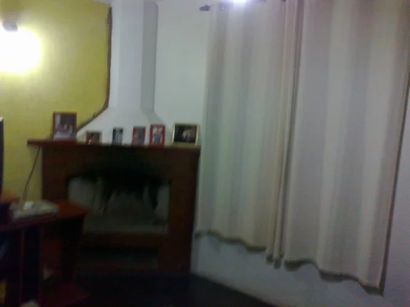 Imagem Sobrado a venda com 3 dorms sendo 1 suíte - Jardim Colonial
