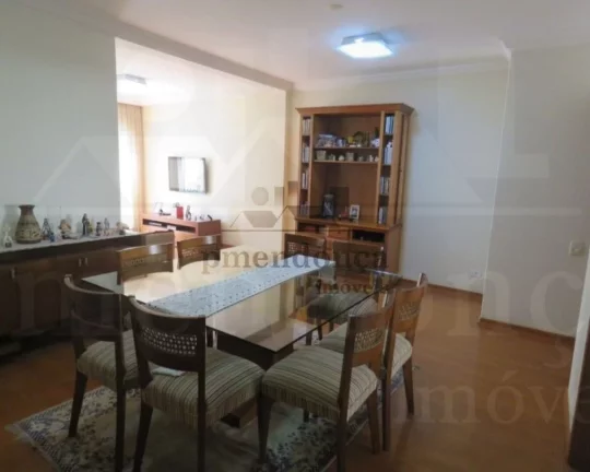 Imagem Apartamento totalmente reformado, living para 2 ambientes, 3 dormitórios sendo 1 suíte, banheiro s...