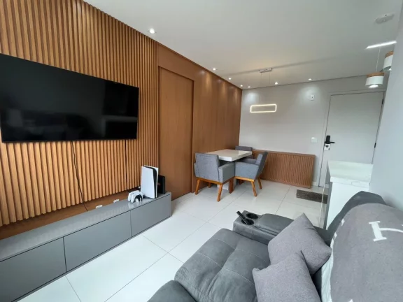 Imagem Apartamento todo mobiliado com 42 m², oferece conforto com seus 2 dormitórios, sala, cozinha e ban...