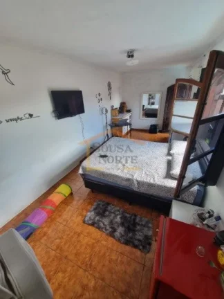 Imagem Sobrado 2 dormitórios, sendo 1 suíte, 2 banheiros, cozinha planejada, lavanderia ampla, quarto de ...