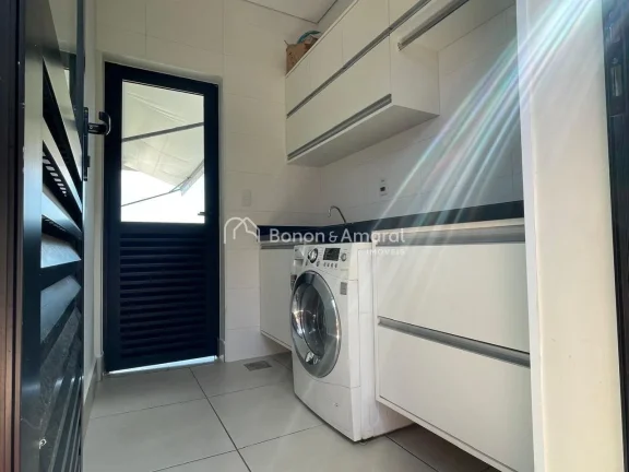 Imagem Seu novo lar espera por você!

Localizada no Condomínio Portal do Jequitibá, esta casa foi pensad...