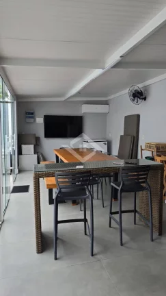 Imagem Casa Triplex Mobiliada no Jardins de Monet - 224m², Piscina Aquecida