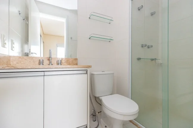 Imagem Apartamento 72M², 2Q, 1 Suíte, 2 Banheiros, 2 Vagas, Academia, Piscina, Churrasqueira, Piscina Aquecida e Coberta, Quadra Squash, Cinema, SPA, Gerador