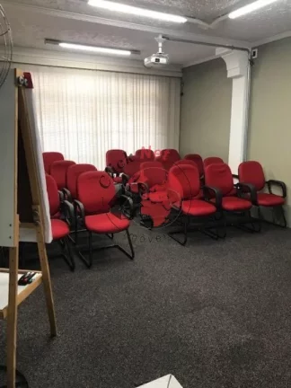 Imagem Sobrado Comercial com 600m² para Locação no bairro Jardim em Santo André