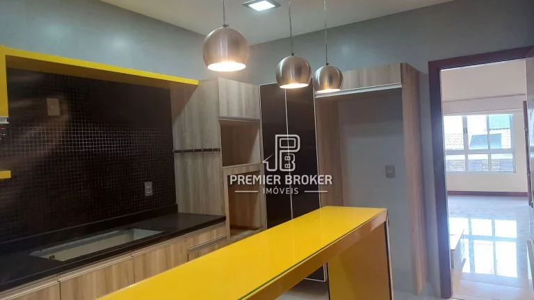 Imagem Casa à venda, 135 m² por R$ 680.000,00 - Bom Retiro - Teresópolis/RJ