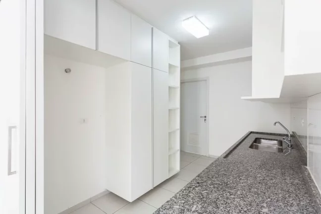 Imagem Apartamento à venda em São Paulo, Jardim Fonte do Morumbi, com 3 quartos, 213m2