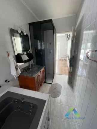 Imagem SANTO ANDRÉ Sobrado 193M², 3 dormitórios, 2 vagas com ótima localização e valor !!!