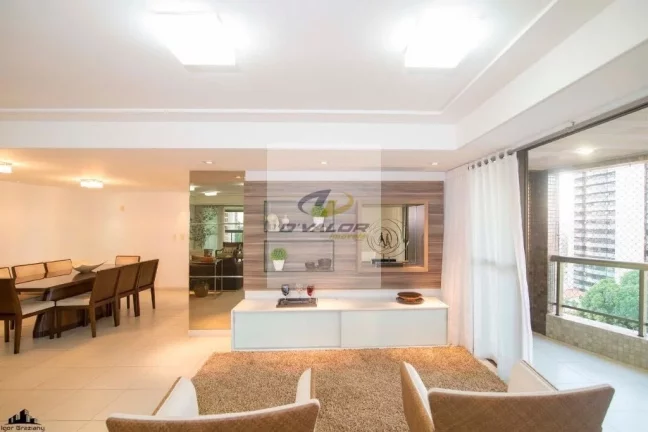 Imagem Vendo apartamento de luxo, com 380’m², ampla varanda gourmet, 4 suítes e 4 vagas
