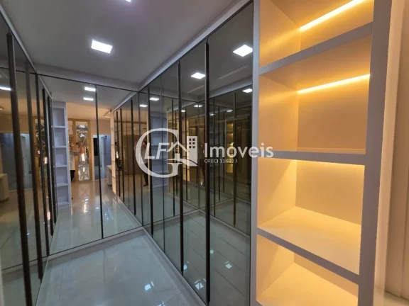 Imagem Casa à venda na Vila Vilas Boas: 3 suítes, 2 salas, 5 banheiros, vagas de garagem, 250m². Confira já!