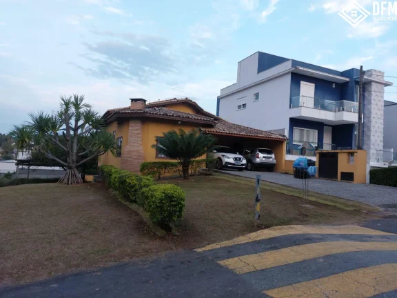 Imagem Sobrado com 3 Dormitorio(s) localizado(a) no bairro Parque Residencial Itapeti em Mogi das Cruzes / Mato Grosso do Sul Ref.:4235