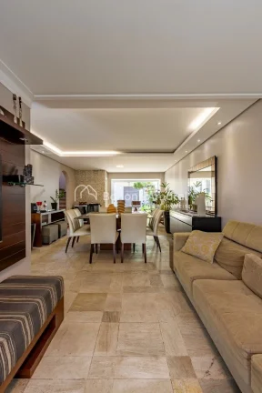 Imagem Descubra esta casa aconchegante, ampla e moderna!

Procurando um lar que combina estilo, conforto e ...