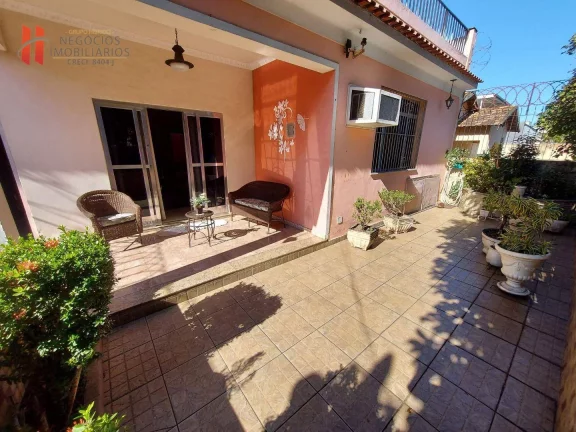 Imagem EXCELENTE CASA DUPLEX NO JARDIM 25 DE AGOSTO.