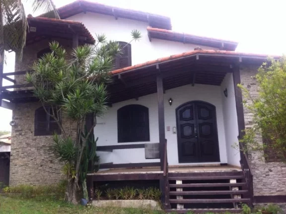 CASA À VENDA NA CANCELA PRETA, MACAÉ/RJ.