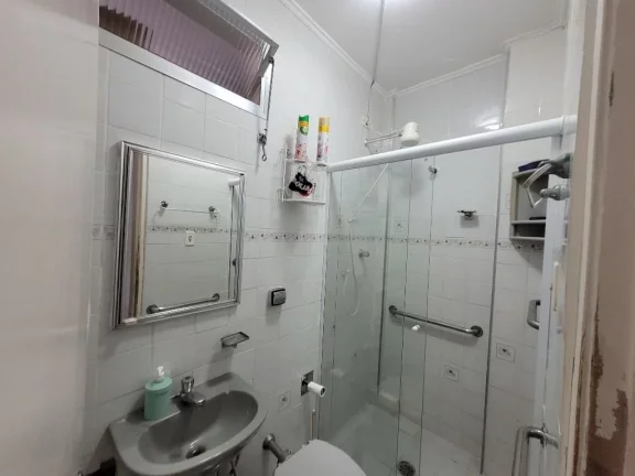 Imagem PITANGUEIRAS – NA QUADRA DA PRAIA, EXCELETE APARTAMENTO COM LINDA VISTA MAR, ANDAR ALTO, CLARO E SUPER AREJADO, PRÉDIO RECÉM REFORMADO.
