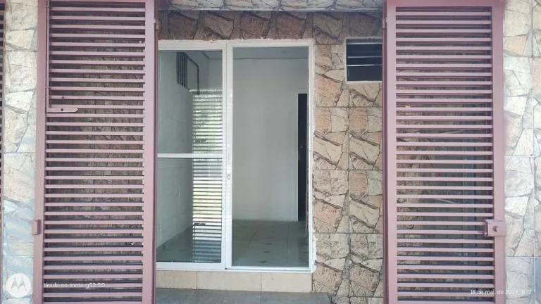 Imagem Salão para alugar, 30 m² por R$ 1.300,00/mês - Centro - Poá/SP