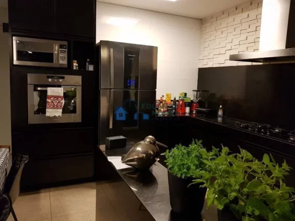 Imagem CASA 04 QUARTOS NO SANTA LUCIA, EXCELENTE OPORTUNIDADE!