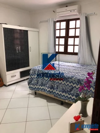 Imagem VENDO CASA DE 7/4 SENDO TRÊS COM SUÍTE NA CIDADE NOVA