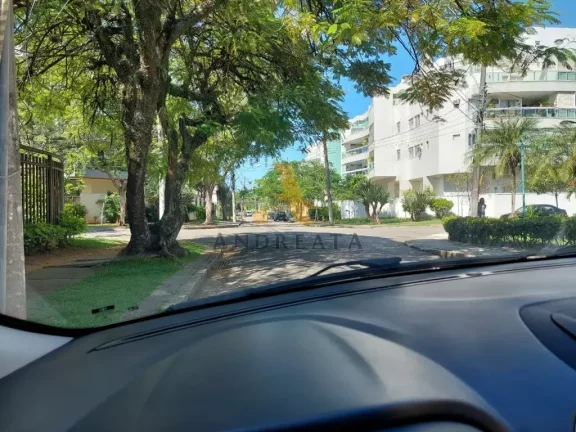 Imagem Lote/Terreno à venda no condomínio Não tem Recreio dos Bandeirantes
