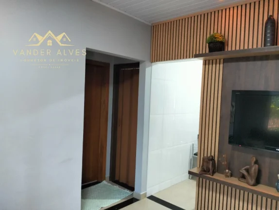 Imagem Imperdível: Casa à venda em Foz do Iguaçu-PR, bairro Jardim Bandeirantes, 3 quartos, 2 salas, 2 banheiros, 3 vagas, 142,39 m².
