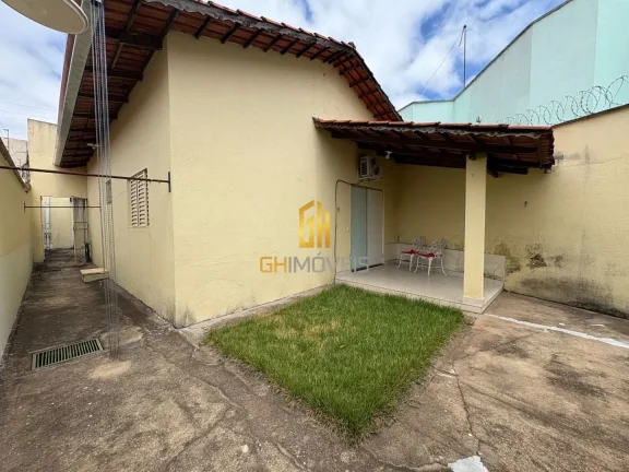 Imagem Casa com 3 quartos no Jardim Das Esmeraldas, em terreno com 213m² com 115m² de área construída p...