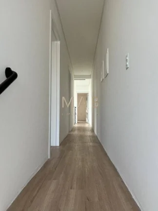 Imagem Imperdível oportunidade: Casa à venda em Florianópolis-SC, Campeche. 3 quartos, 1 suíte, 2 salas, 2 banheiros, 1 vaga, 150m² área.