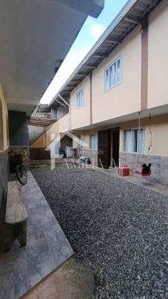 Imagem CASA DE LAJE NO MORRO DO MEIO