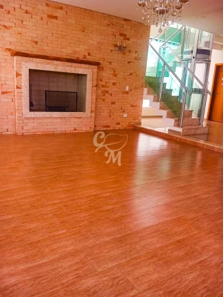 Imagem Linda Casa com 5 Suites!