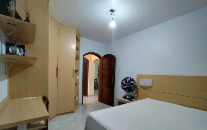 Imagem Sobrado com 5 dormitórios à venda, 340 m² por R$ 750.000,00 - Jardim Das Oliveiras - Jacareí/SP