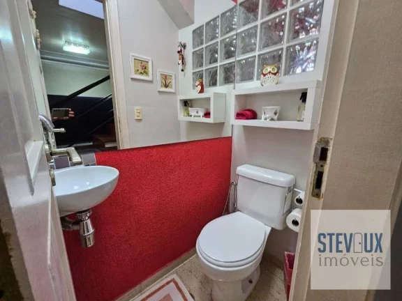 Imagem Casa em condomínio fechado próxima ao metrô Santa Cruz