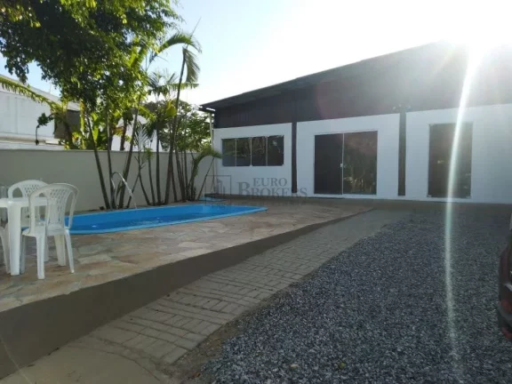 Imagem Excelente casa no Estaleirinho